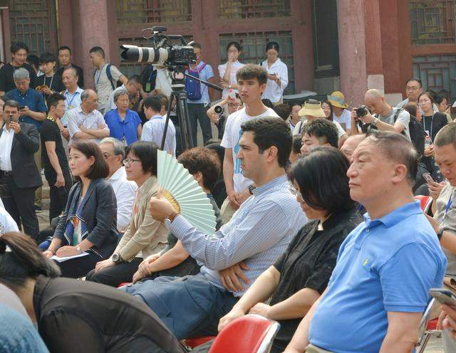 “天下龙泉——龙泉青瓷与全球化”展览在北京故宫博物院开幕