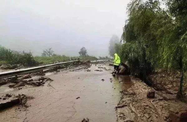 暴雨袭川！多地发生泥石流、滑坡！14市州地灾黄色预警！