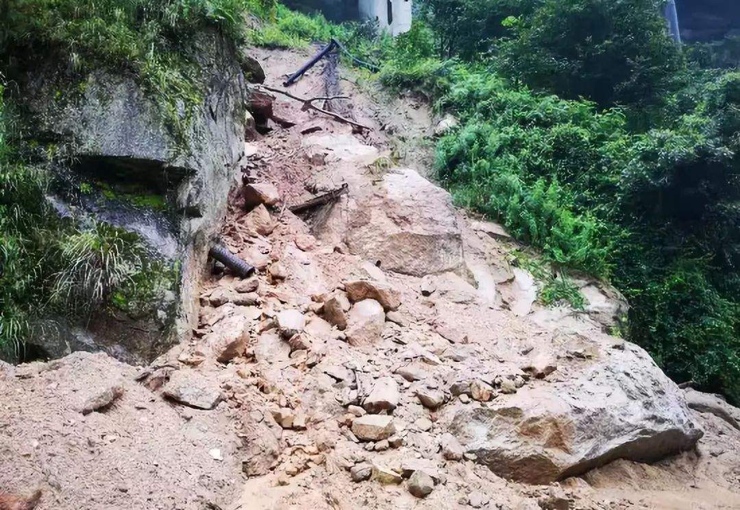 暴雨袭川！多地发生泥石流、滑坡！14市州地灾黄色预警！