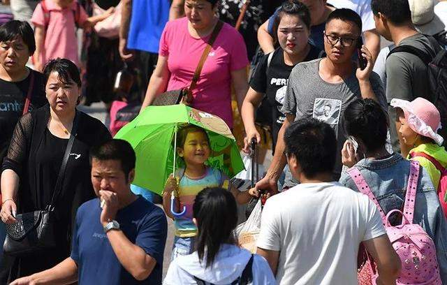 今天入二伏，步入“桑拿天”丨高温继续，入夜有雨