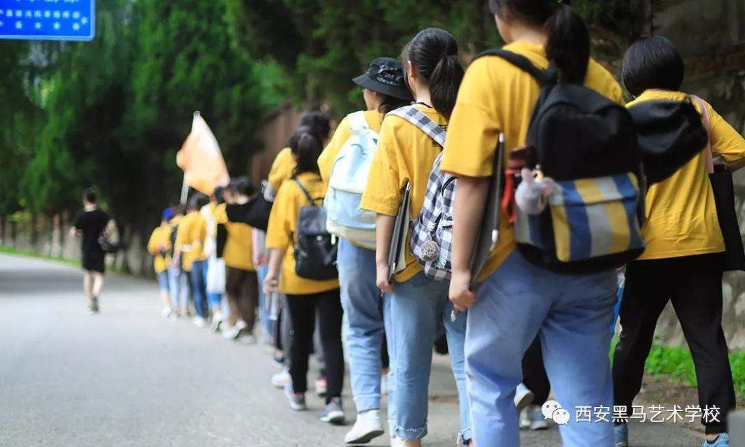 黑马2019年基础部高冠瀑布写生夏令营之旅