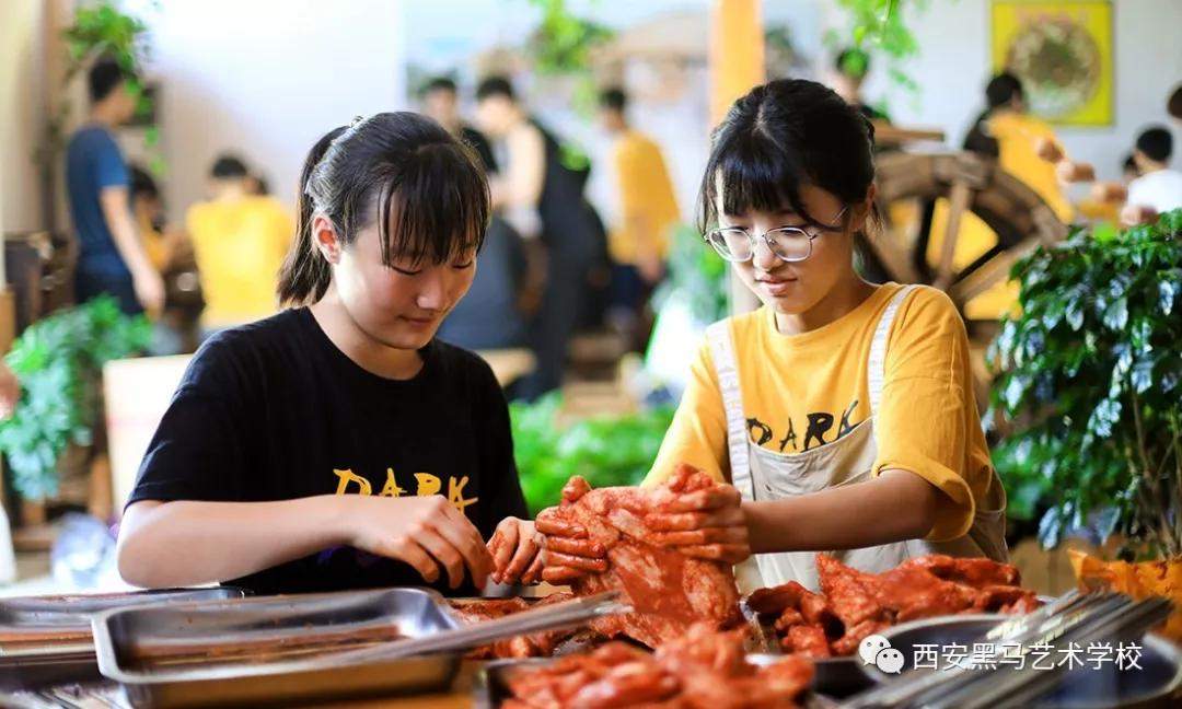 黑马2019年基础部高冠瀑布写生夏令营之旅