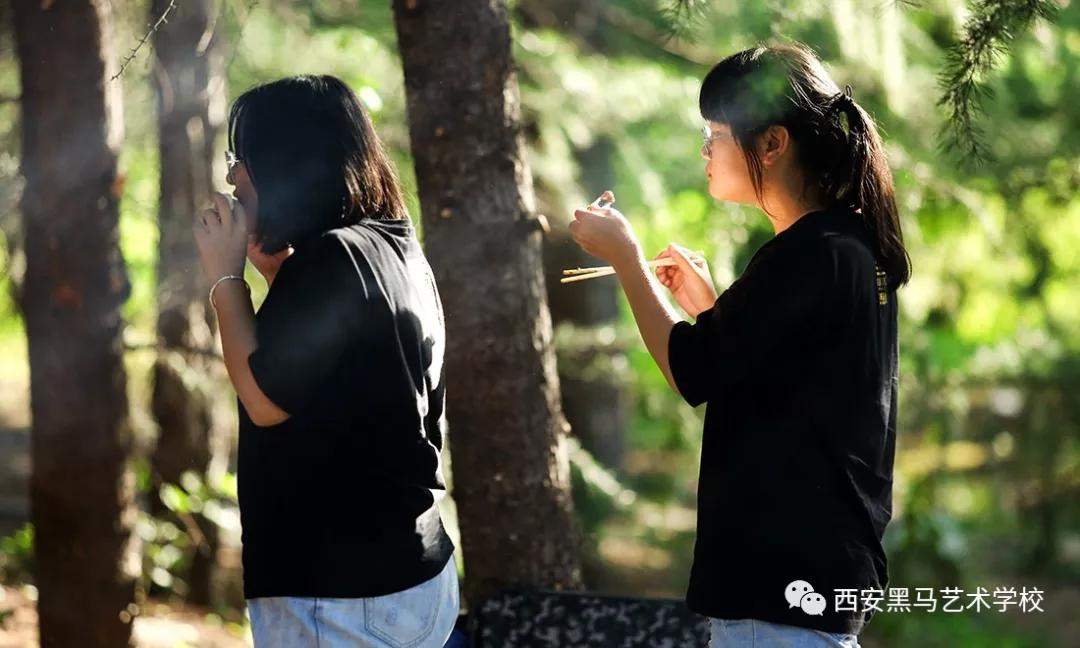 黑马2019年基础部高冠瀑布写生夏令营之旅