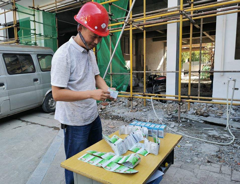 【防暑】屯溪区项目工地防暑措施到位确保安全施工