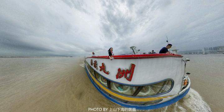 【我要上榜单】珠海澳门新玩法！坐游轮看港珠澳大桥、住海边别墅、品国宴水准美食