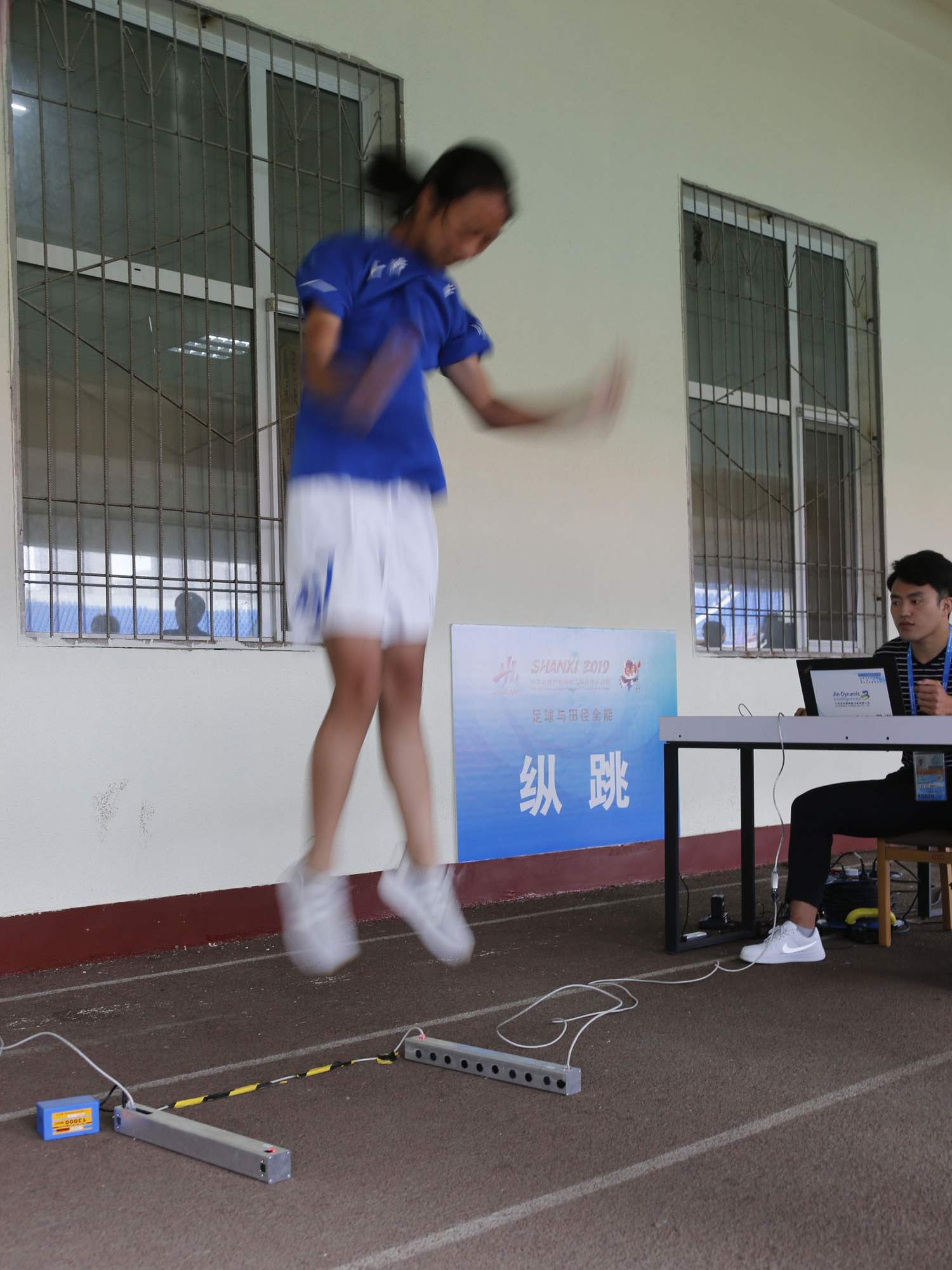 二青会女子U16组足球与田径全能项目决赛在长治体育中心举行 