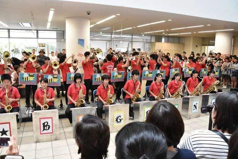 学生盒子：2020年可以申请“日本”高中（初二学生可以预定名额）