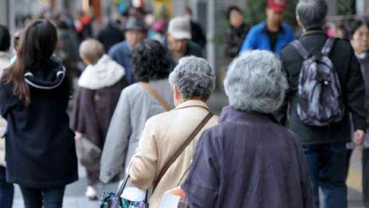 日本88岁“硬核奶奶”当游戏主播！夜店蹦迪，送外卖，当模特，日本老人简直无所不能！