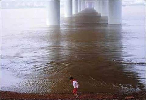 黑龙江省多地发布暴雨预警！部分列车停运