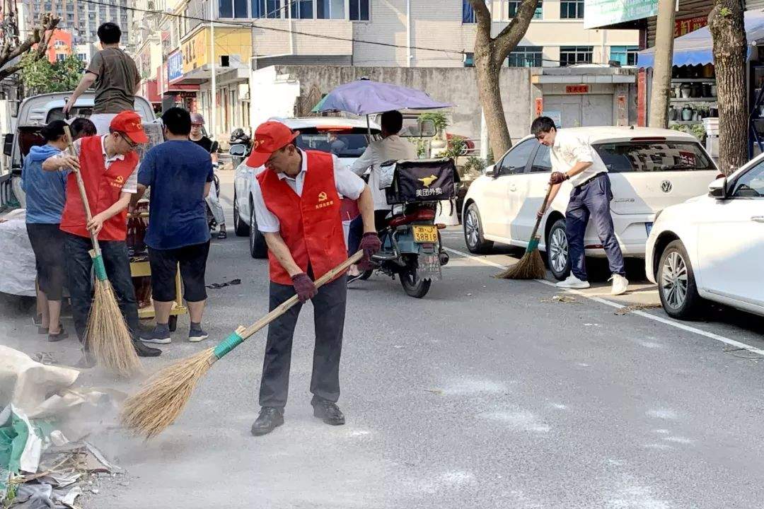 救灾一线践“初心”！路桥党员干部灾后自救忙