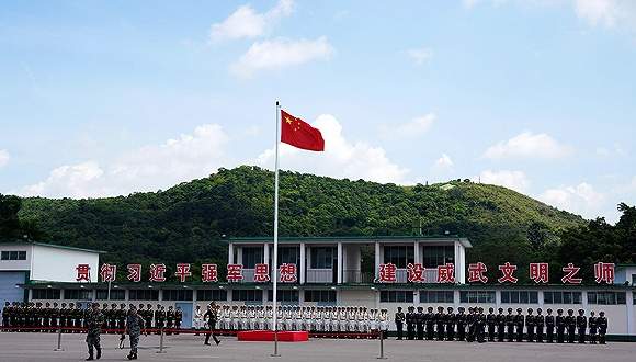 【界面早报】解放军驻香港部队组织第22次轮换全面推开国资划转社保基金操作性文件即将出台