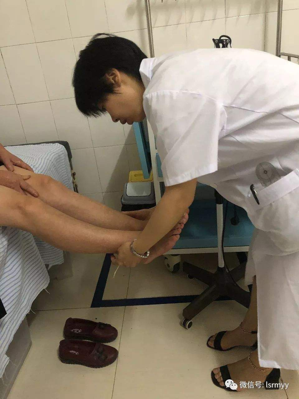 【中秋佳节送温暖关爱老人送健康】县人民医院“PRP”治疗中老年膝骨关节疾病预约开始了！