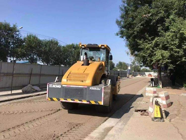 这群“修路圣手”厉害！这条路开通，那条路又要修了~