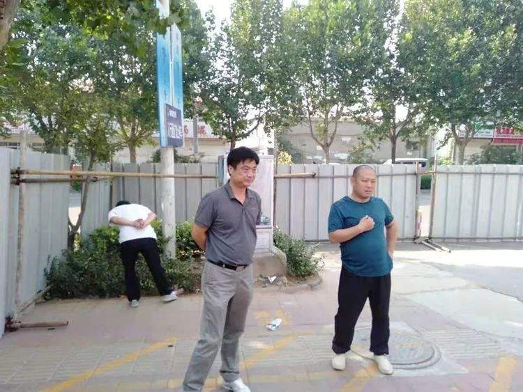 这群“修路圣手”厉害！这条路开通，那条路又要修了~