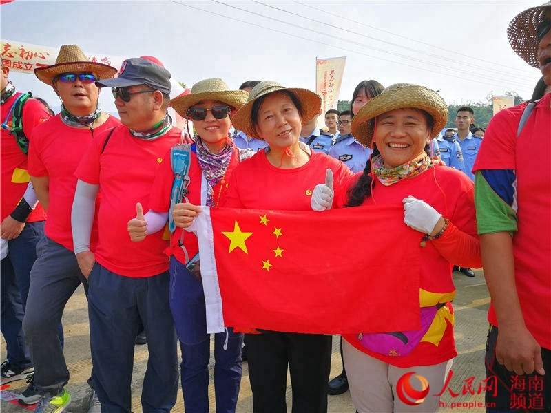 与祖国同行！500余名徒友重走琼崖红军路