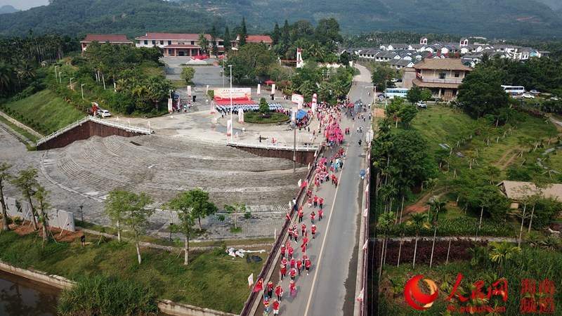 与祖国同行！500余名徒友重走琼崖红军路