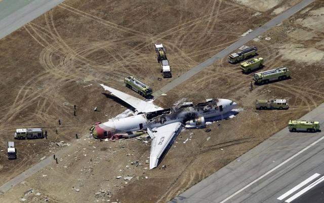 空难事件发生后，乘客生还率极低，为何航空公司不让乘客跳伞