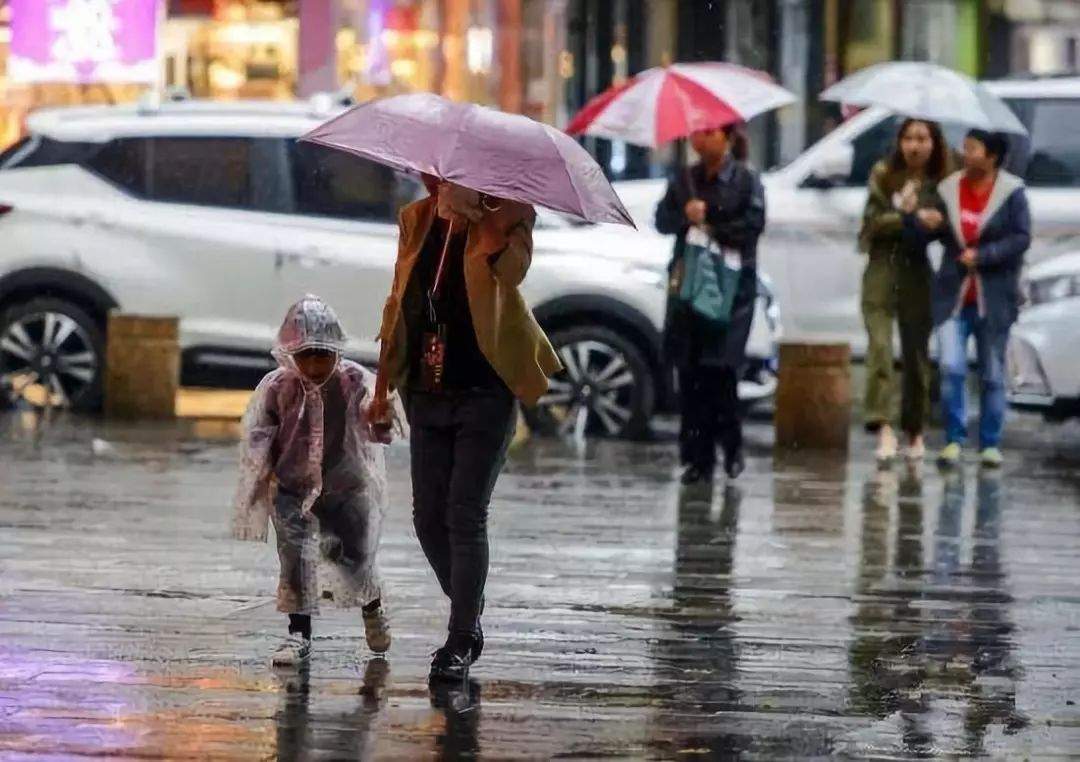 降雨＋降温！石家庄“换季式”降温来了，小心被冻感冒…