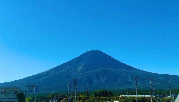 日本：“我太难了”曝日本被台风摧残得惨烈景象！