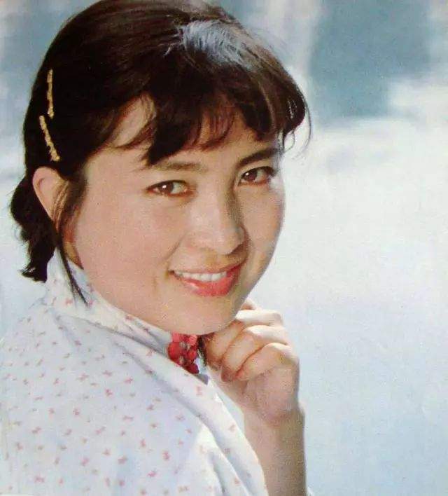 80年代的女神们，初上银幕的样子虽青涩却美丽无比，谁最难忘？