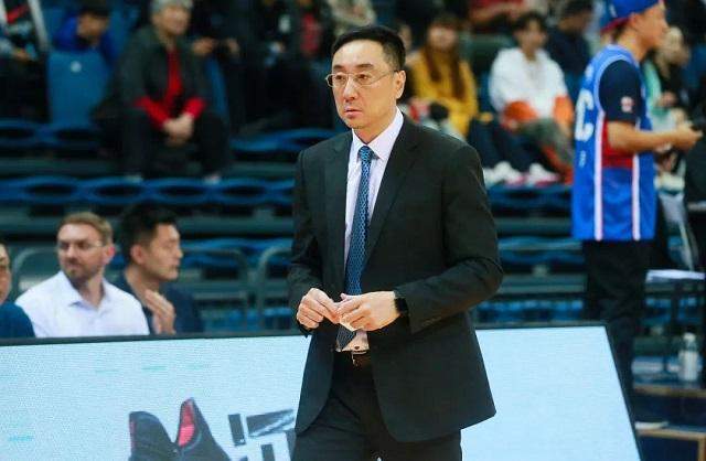 山西男篮签下林书豪队友，NBA总冠军球员助王非指导冲击季后赛