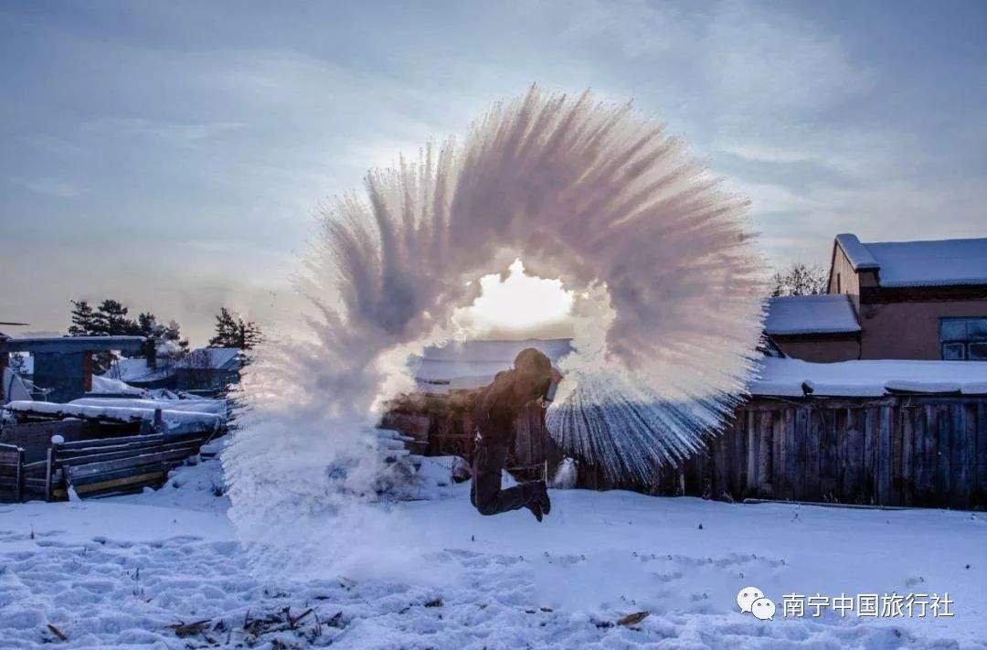 东北雪乡纯玩！哈尔滨、亚布力ClubMed顶级滑雪、中国童话雪乡、泼水成冰纯玩双飞六日游！