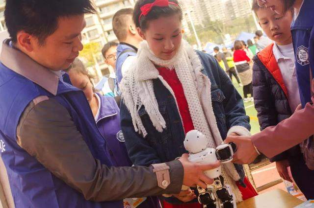 天河｜惊心动魄！四海学子“体验”地震逃生