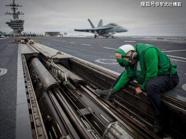 核动力航母门槛奇高，法国只有低配版，满血版只有两个国家能造