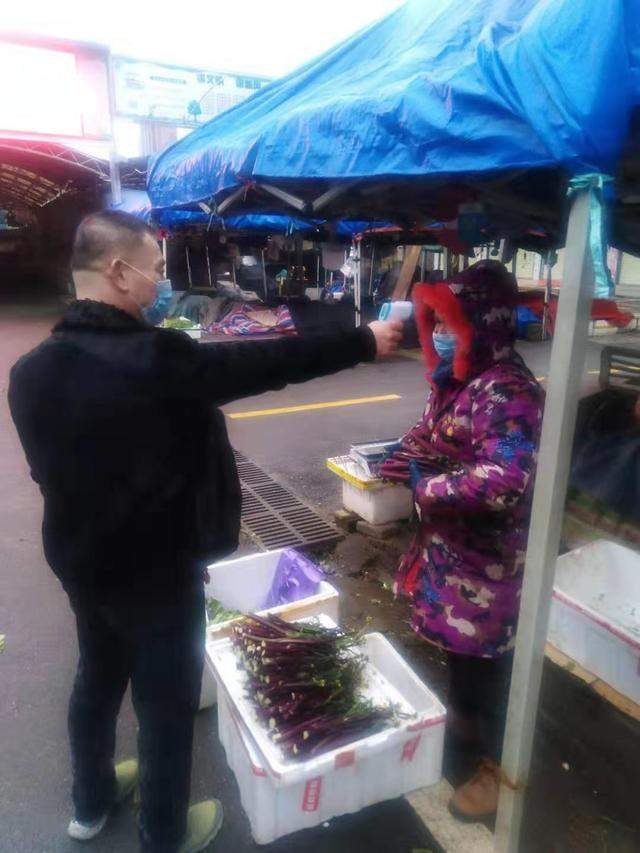 江夏中港农副产品批发市场全力以赴做好新型冠状病毒疫情防控