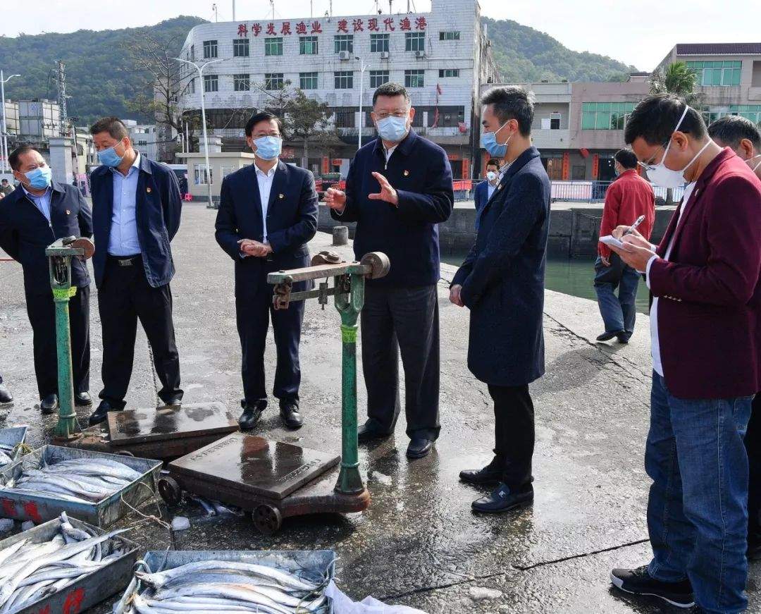 精准施策群防群治坚决防止疫情蔓延|焦兰生到海陵试验区检查督导疫情防控工作