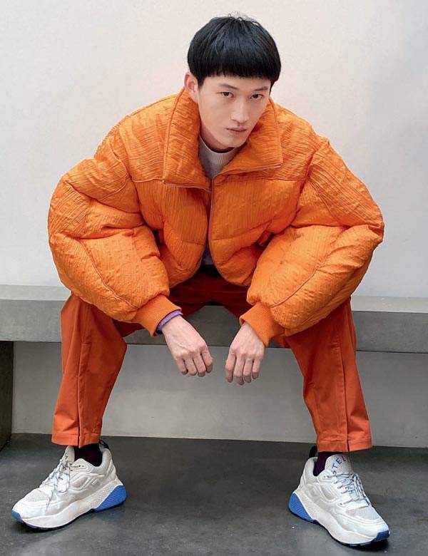 陈鹏 | 在衣服里看见世界