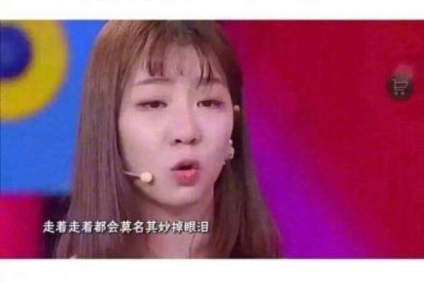 忘不掉前任的表现 深夜就忍不住去搜前任的微博