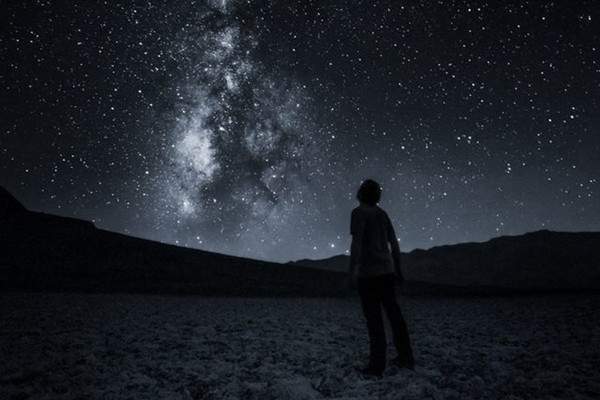 抖音今夜的寒风将我撕碎什么歌 痛哭的人女生版谁唱的