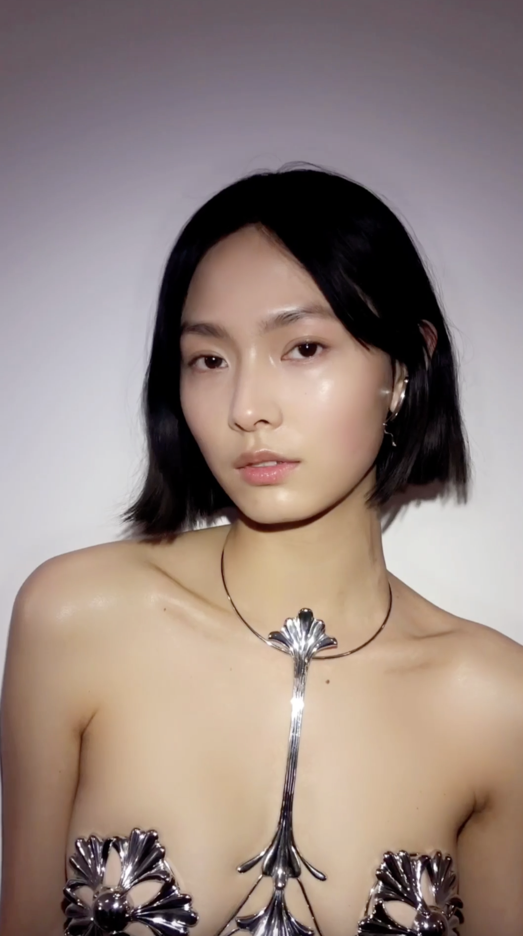 彩妆艺术家Pat McGrath：时装秀幕后的美丽推手