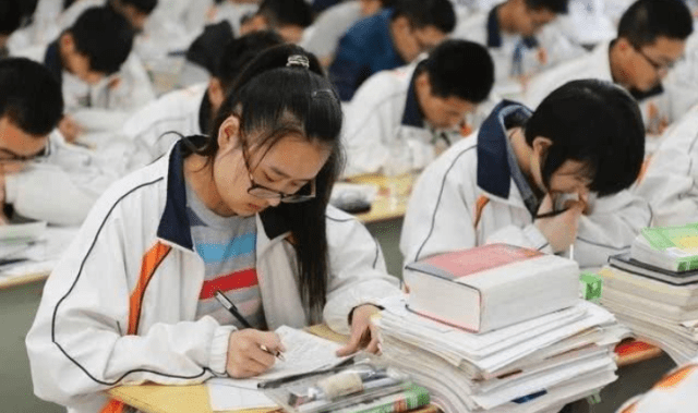 衡水中学的一天,学霸是怎样炼成的!网友:太恐怖了!