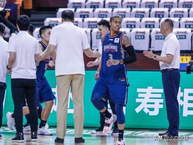 杨少侠三战狂轰182分！球迷：中国篮球被一个NBA次轮秀给羞辱了