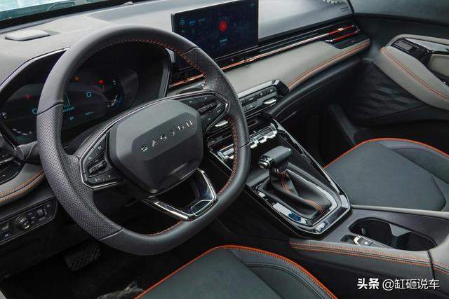 年轻人买第一台SUV，根本绕不开这3台，劲客、缤越还有一省油王