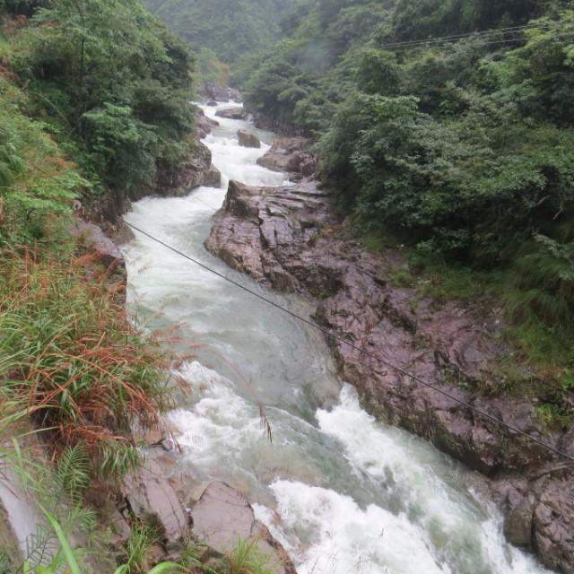 美丽的上饶五府山风景山水如画廊。