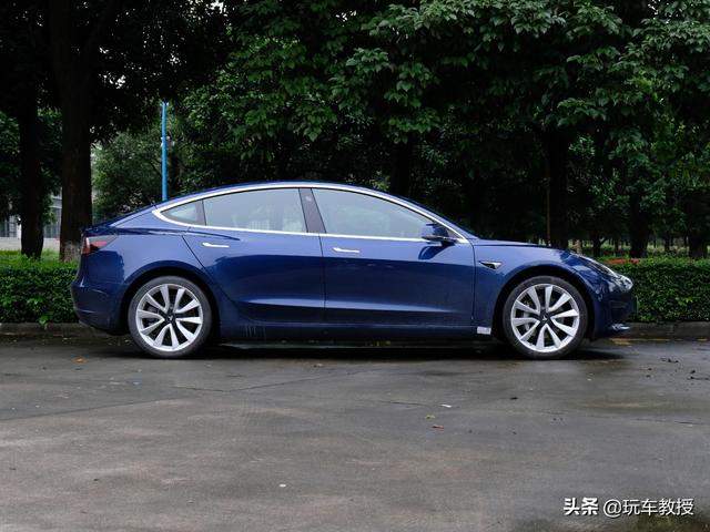 2.0T+8AT的豪车不到24万起，4月这几款上市新车必看