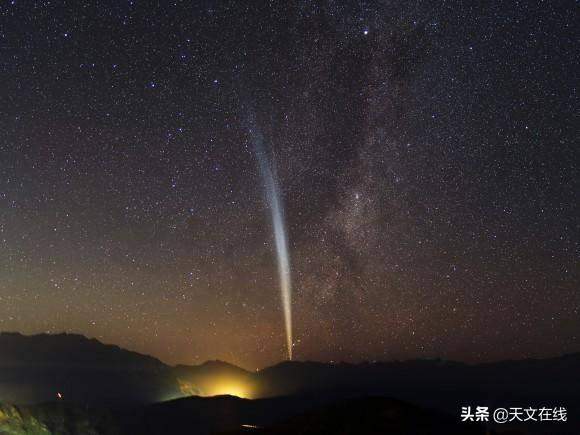 天文小知识：大彗星是什么？我们什么时候能看到？