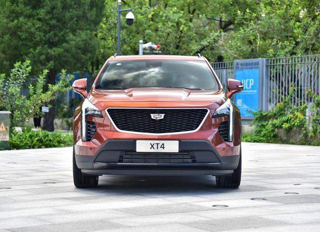 不到22万的凯迪拉克SUV，全系2.0T+9AT，还考虑3缸的宝马X1吗？