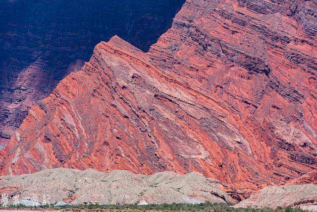 天山脚下， 2002年才被发现的“峡谷之王”，原始野性的自然奇观