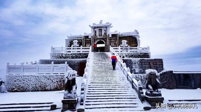 中国十大必去名山你爬过几座？离天空最近的地方，不能错过的风景