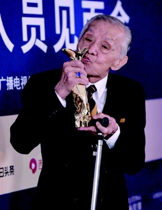 上影节伊朗电影成最大赢家 96岁常枫夺得最佳男演员