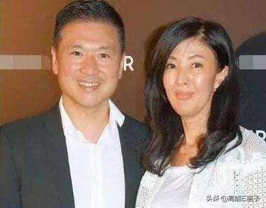 49岁李嘉欣庆生，黎姿客串最美摄影师，姐姐李嘉明颜值却被嘲了