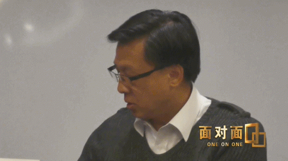 央视专访何君尧：遇刺使我恐惧 但仍要做分内之事 不做逃兵