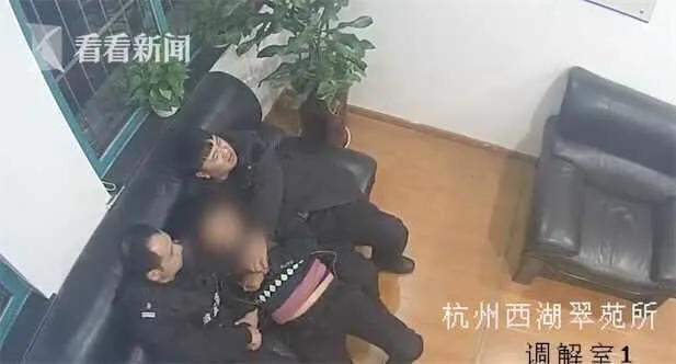 买木炭取暖?外卖小哥接到\遗书\订单，报警救人一命