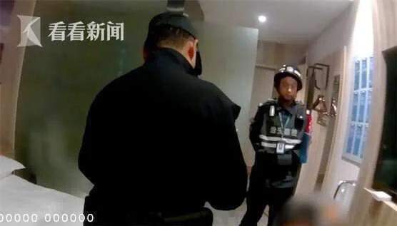 买木炭取暖?外卖小哥接到\遗书\订单，报警救人一命