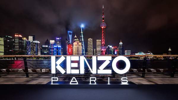 艺术总监Nigo亲临上海举办KENZO2024春夏系列大秀