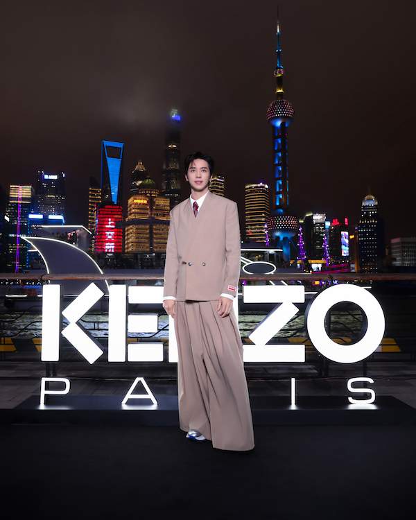 艺术总监Nigo亲临上海举办KENZO2024春夏系列大秀